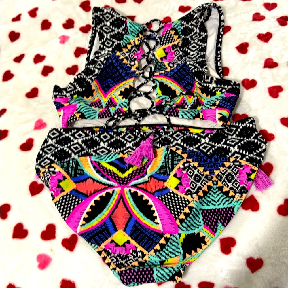 No Boundaries Multicolor Tribal Bikini Size large! Excellent condition! - Picture 6 of 8